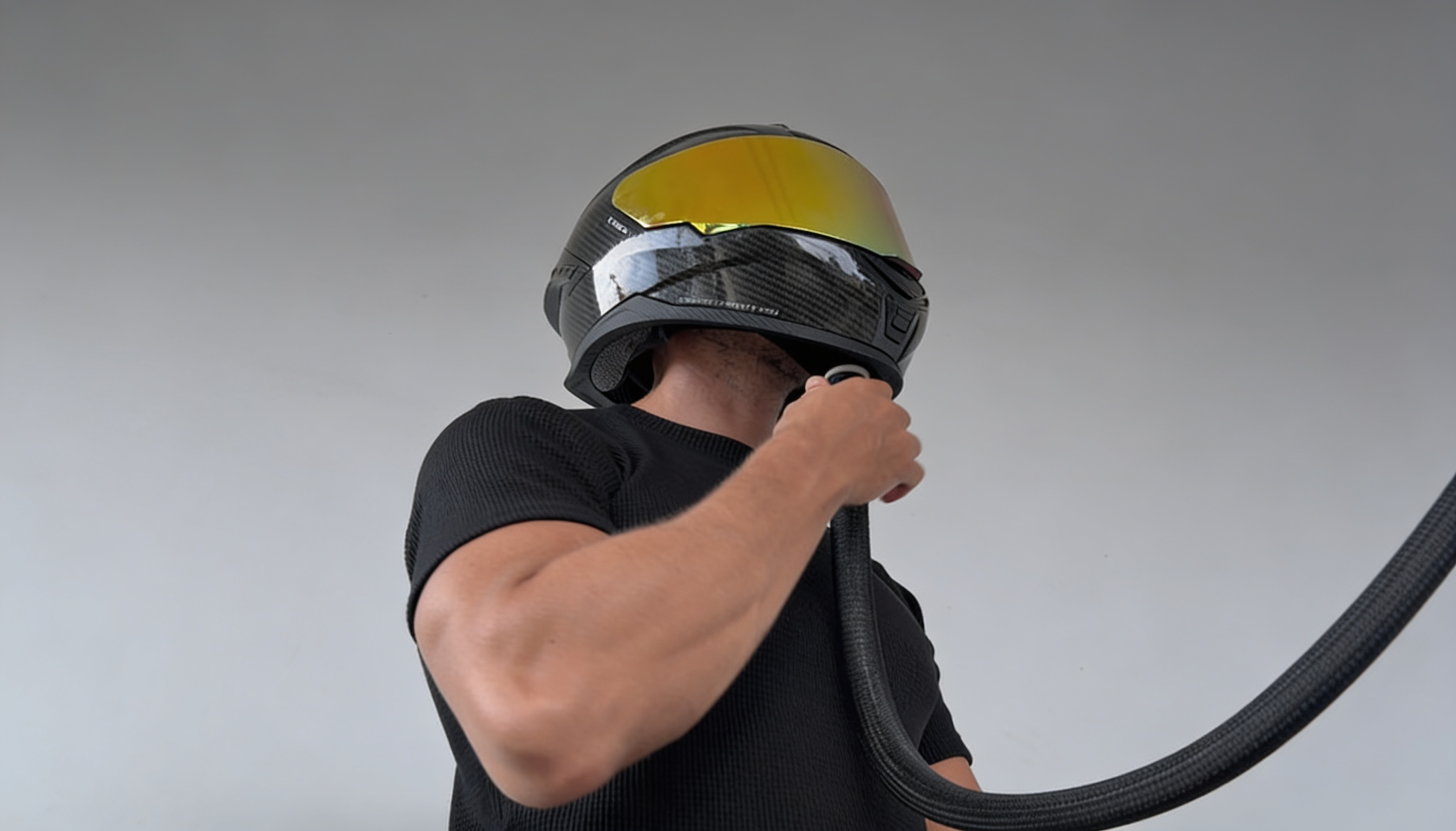 Magnetic tube clipped to the helmet